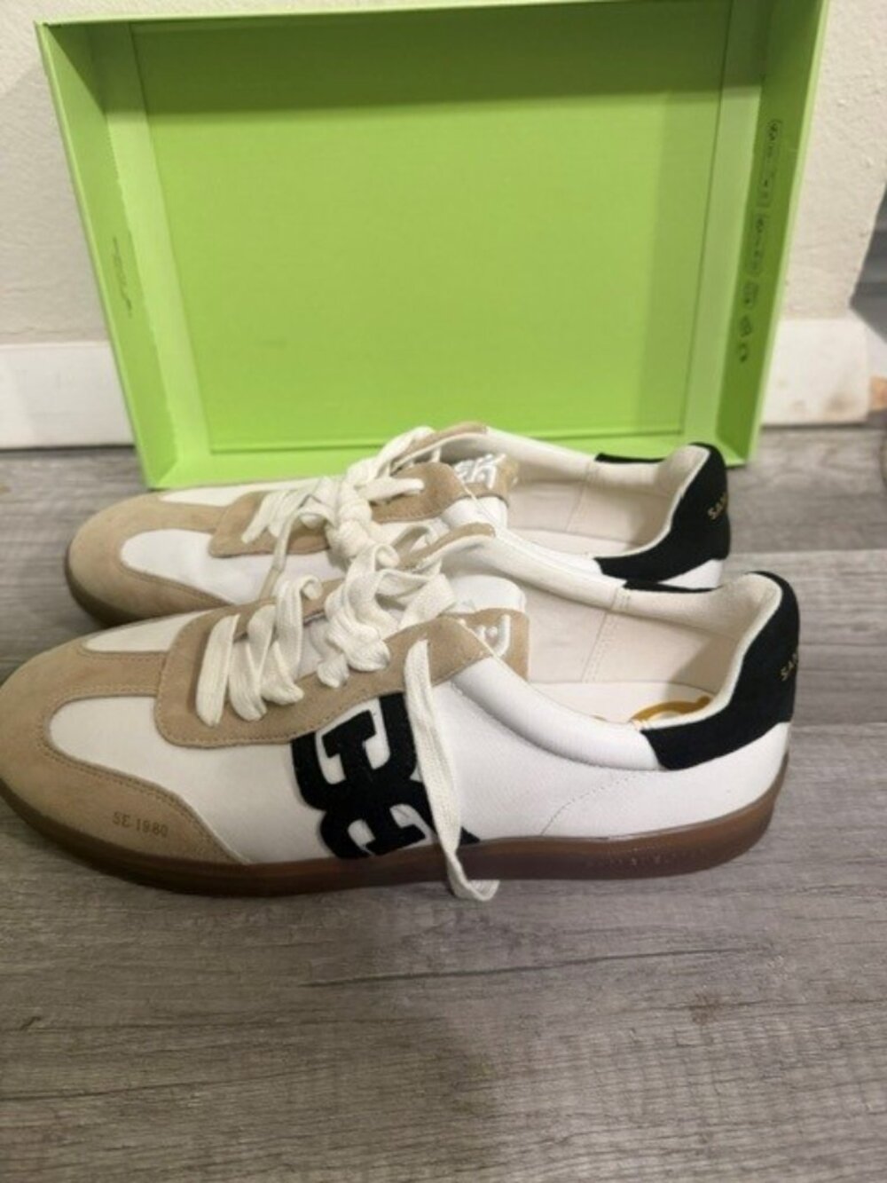 NEW Sam Edelman Women's Langley Lace-Up Sneakers - Picture 6 of 9